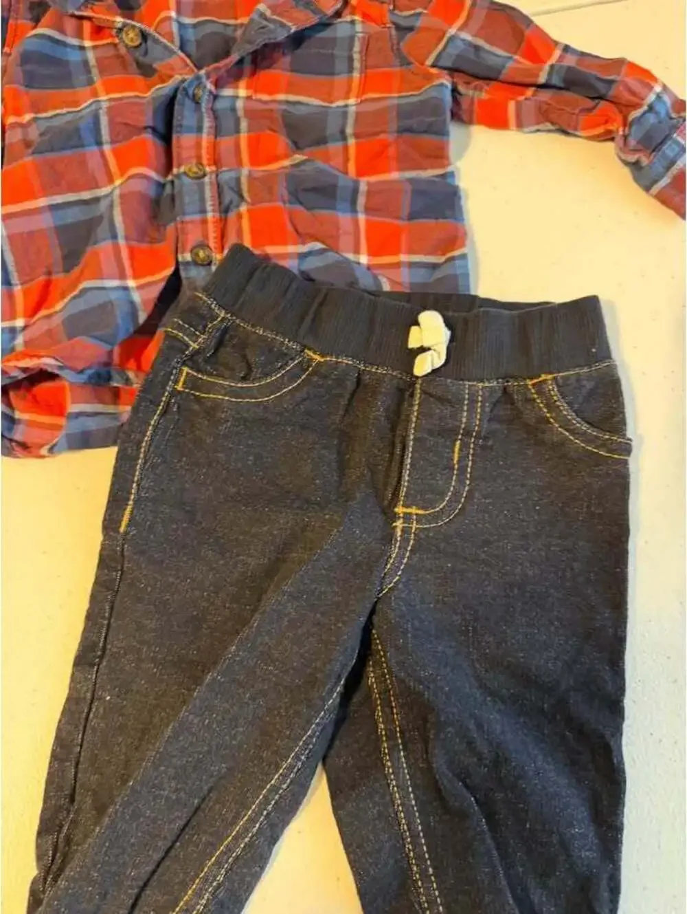 Carter's 9 Months Plaid Shirt and Jogger Set